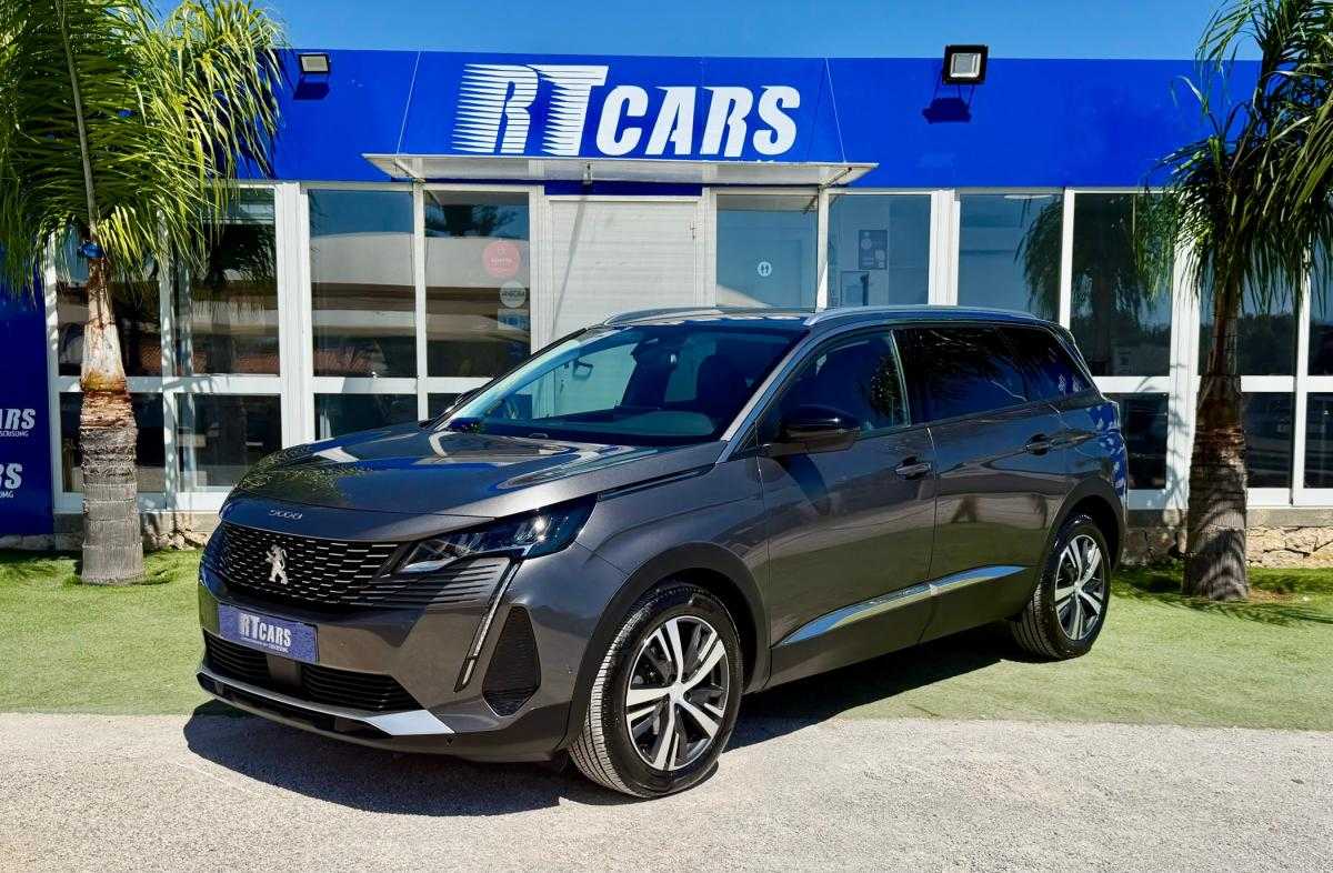 peugeot-5008-2022-diesel-1499cc