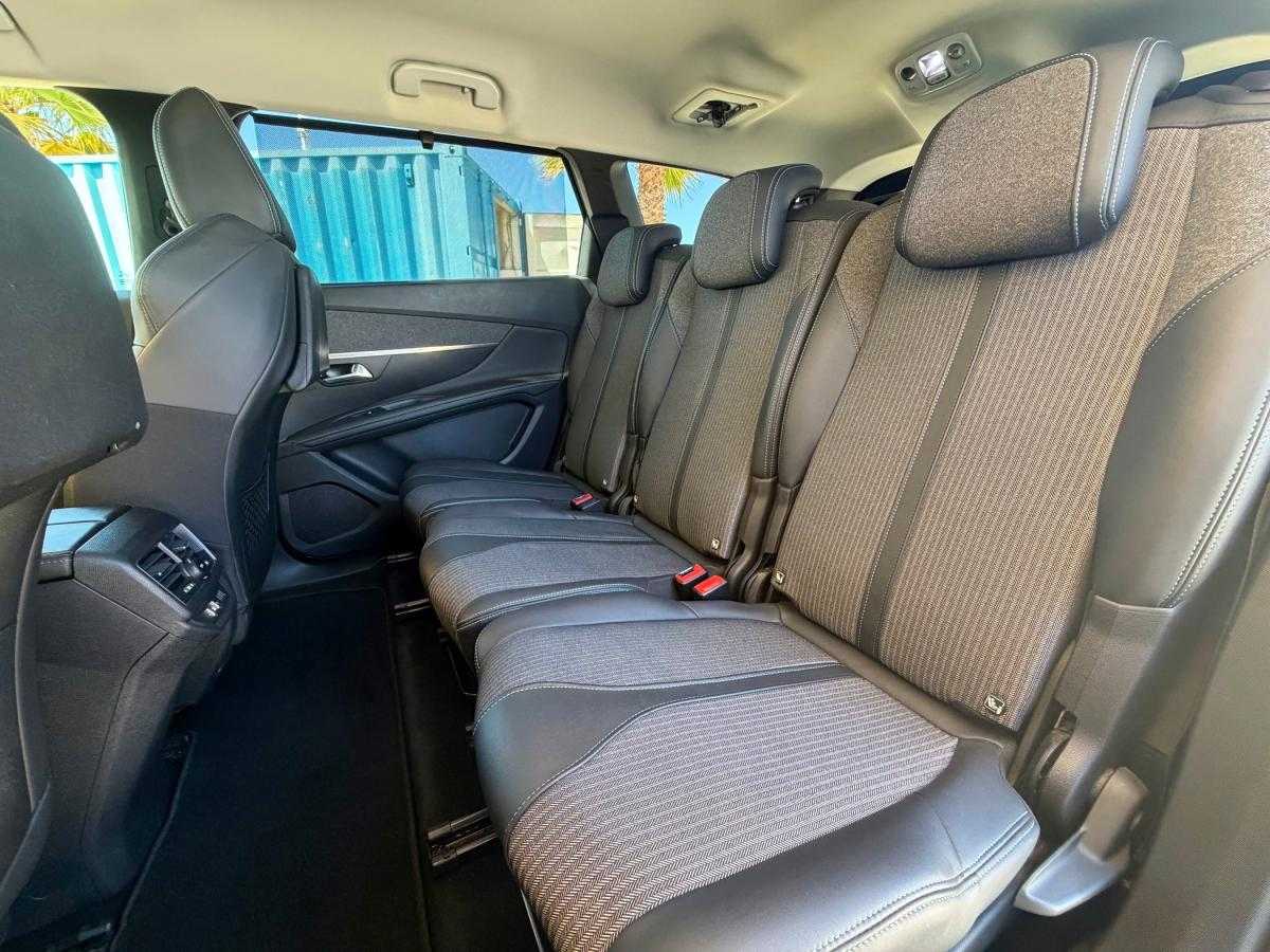 peugeot-5008-2022-diesel-1499cc