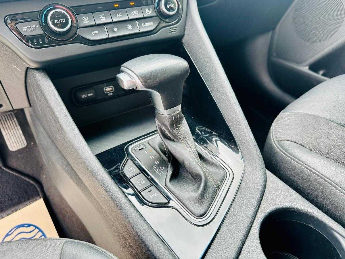 kia-niro-2022-hibrido-a-gasolina-1580cc