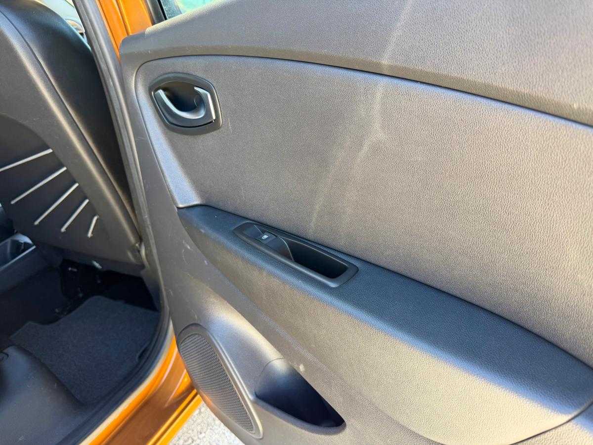 renault-captur-2018-gasolina-1197cc