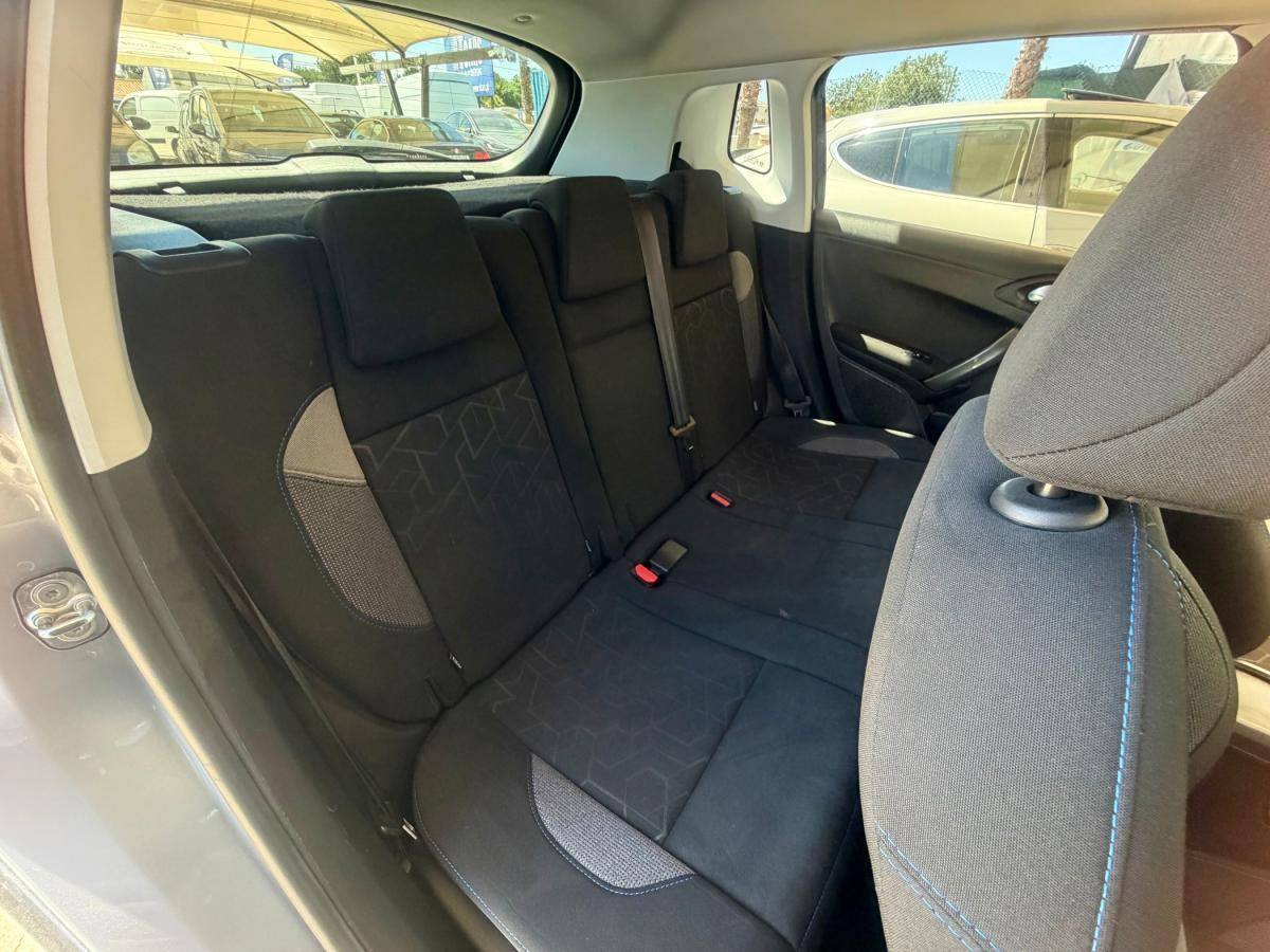 peugeot-2008-2018-gasolina-1199cc