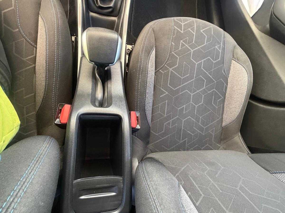 peugeot-2008-2018-gasolina-1199cc