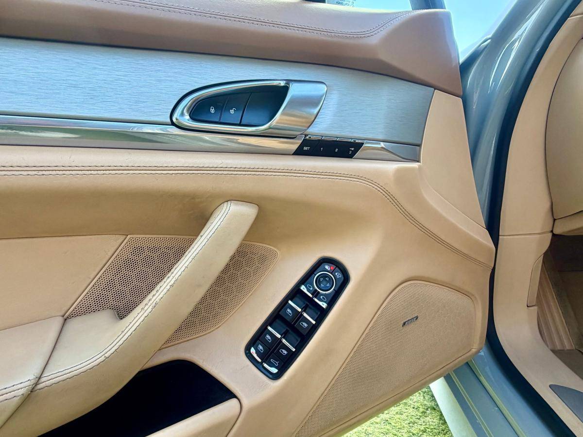 porsche-panamera-2012-hibrido-a-gasolina-2995cc