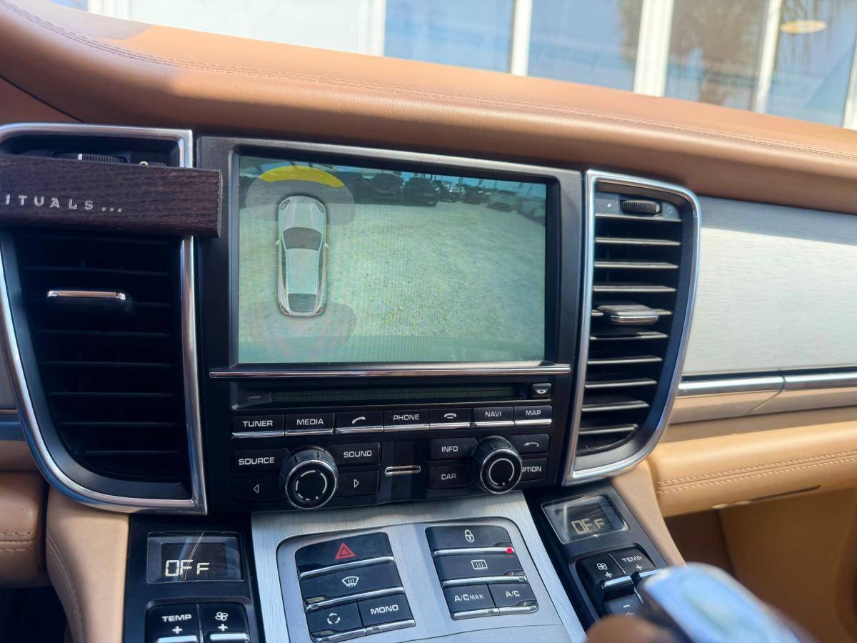 porsche-panamera-2012-hibrido-a-gasolina-2995cc