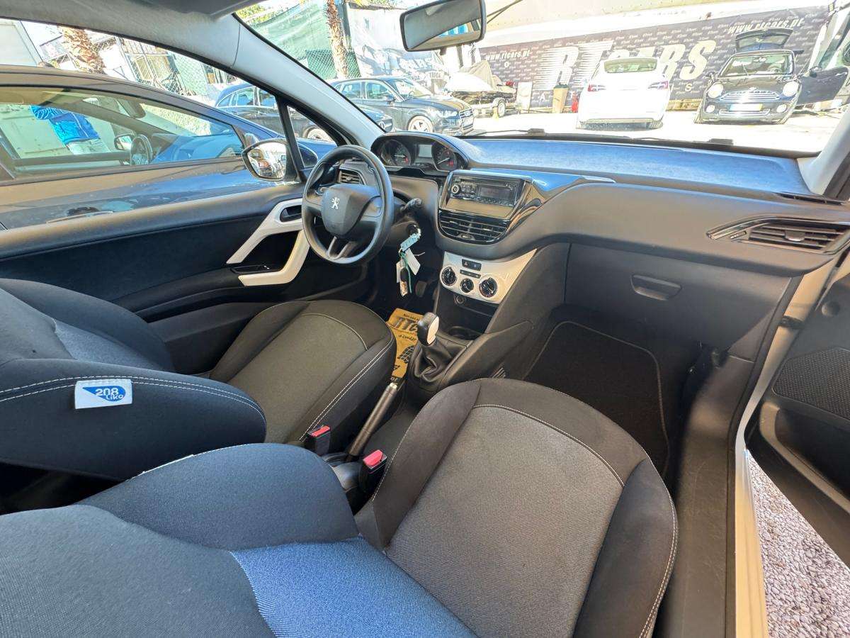peugeot-208-2016-gasolina-999cc