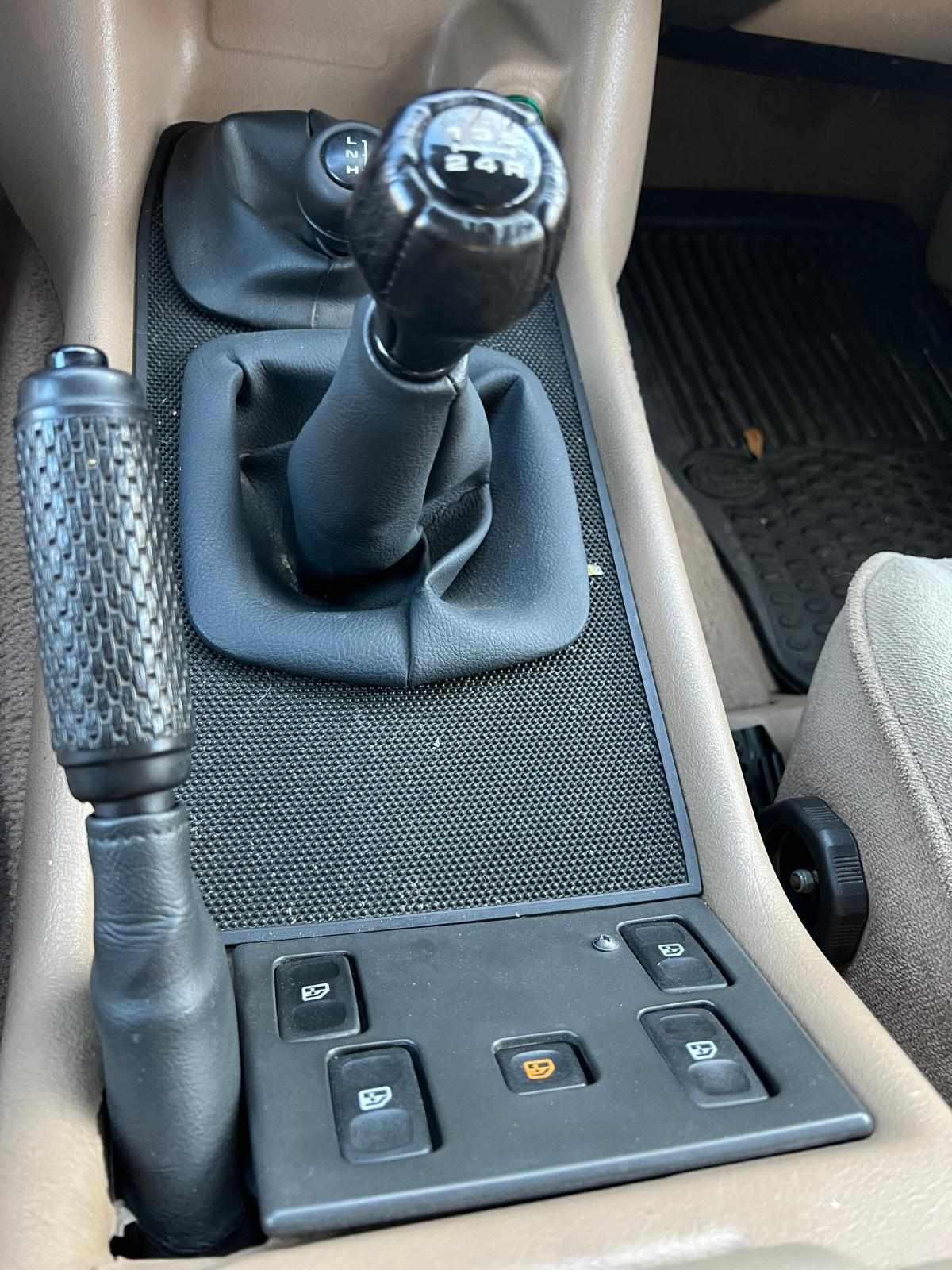 land-rover-range-rover-300-tdi-2-5-awd-1996-diesel-2495cc