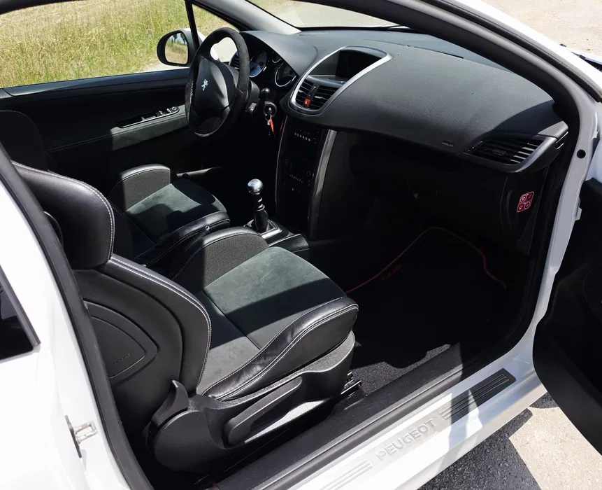 peugeot-207-1-6-vti-2010-gasolina-1598cc