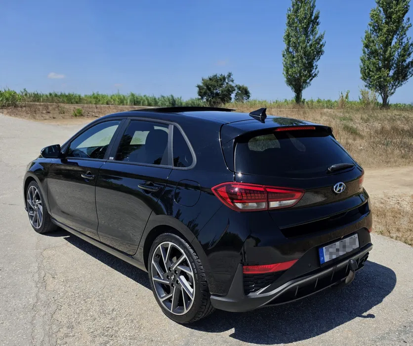 hyundai-i30-1-6-crdi-2021-diesel-1598cc