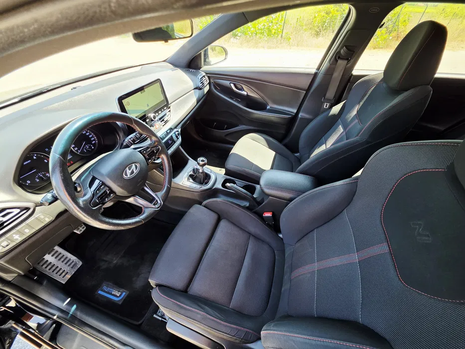 hyundai-i30-1-6-crdi-2021-diesel-1598cc