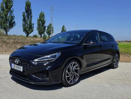 hyundai-i30-1-6-crdi-2021-diesel-1598cc