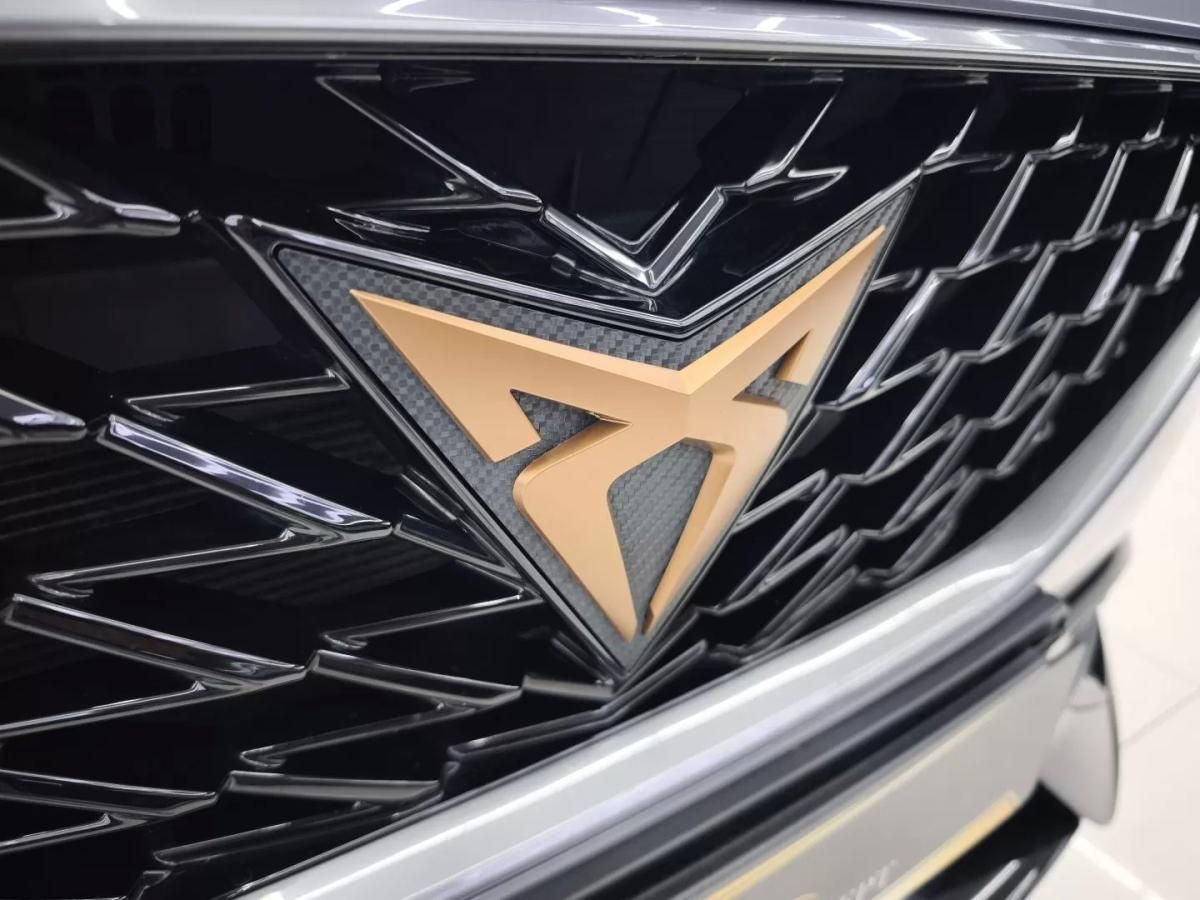 cupra-formentor-2021-hibrido-1395cc