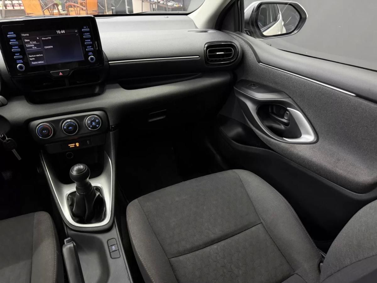 toyota-yaris-2021-gasolina-998cc