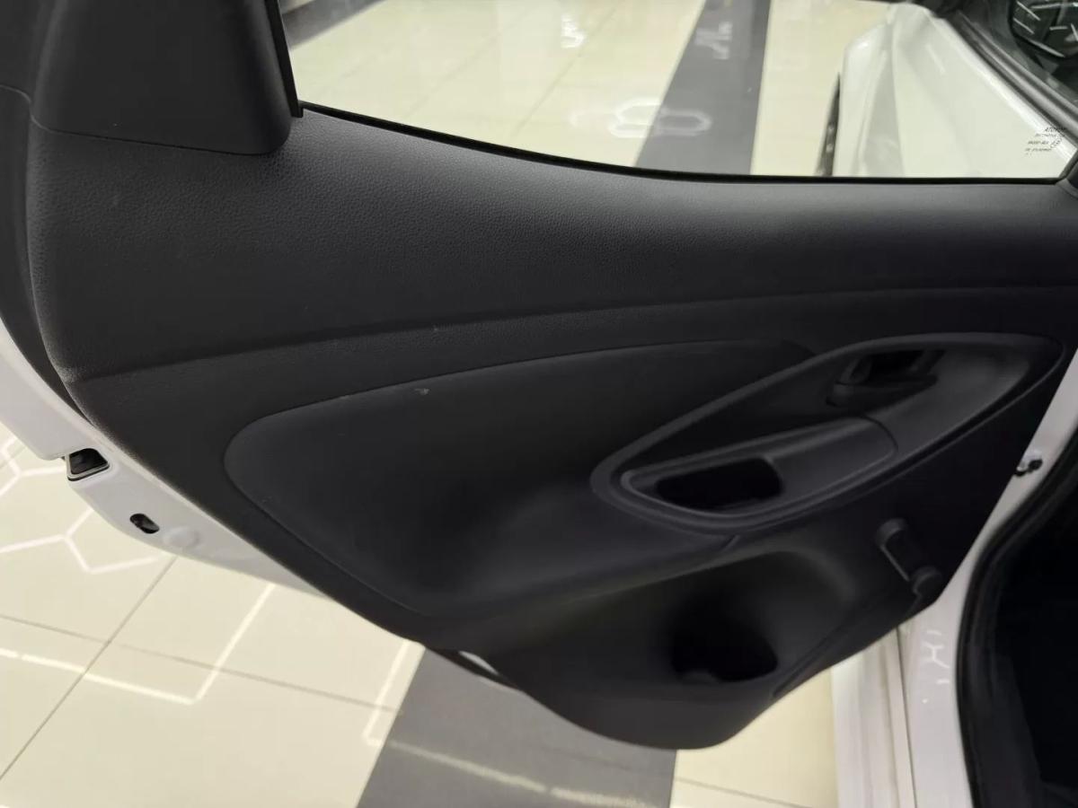 toyota-yaris-2021-gasolina-998cc