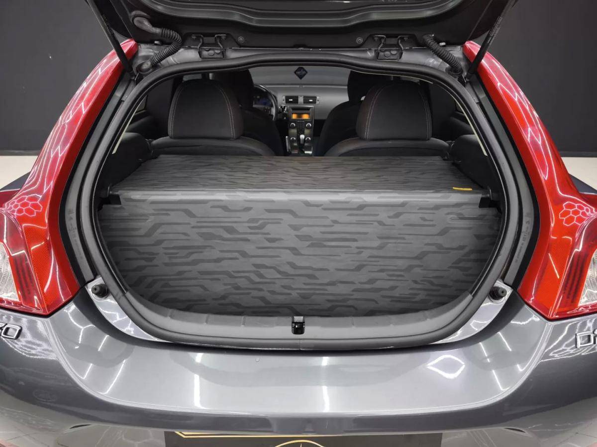volvo-c30-2012-diesel-1560cc