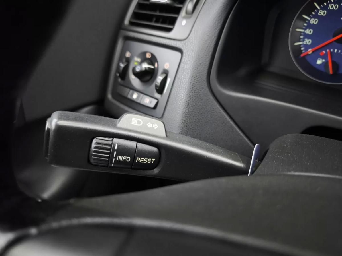 volvo-c30-2012-diesel-1560cc