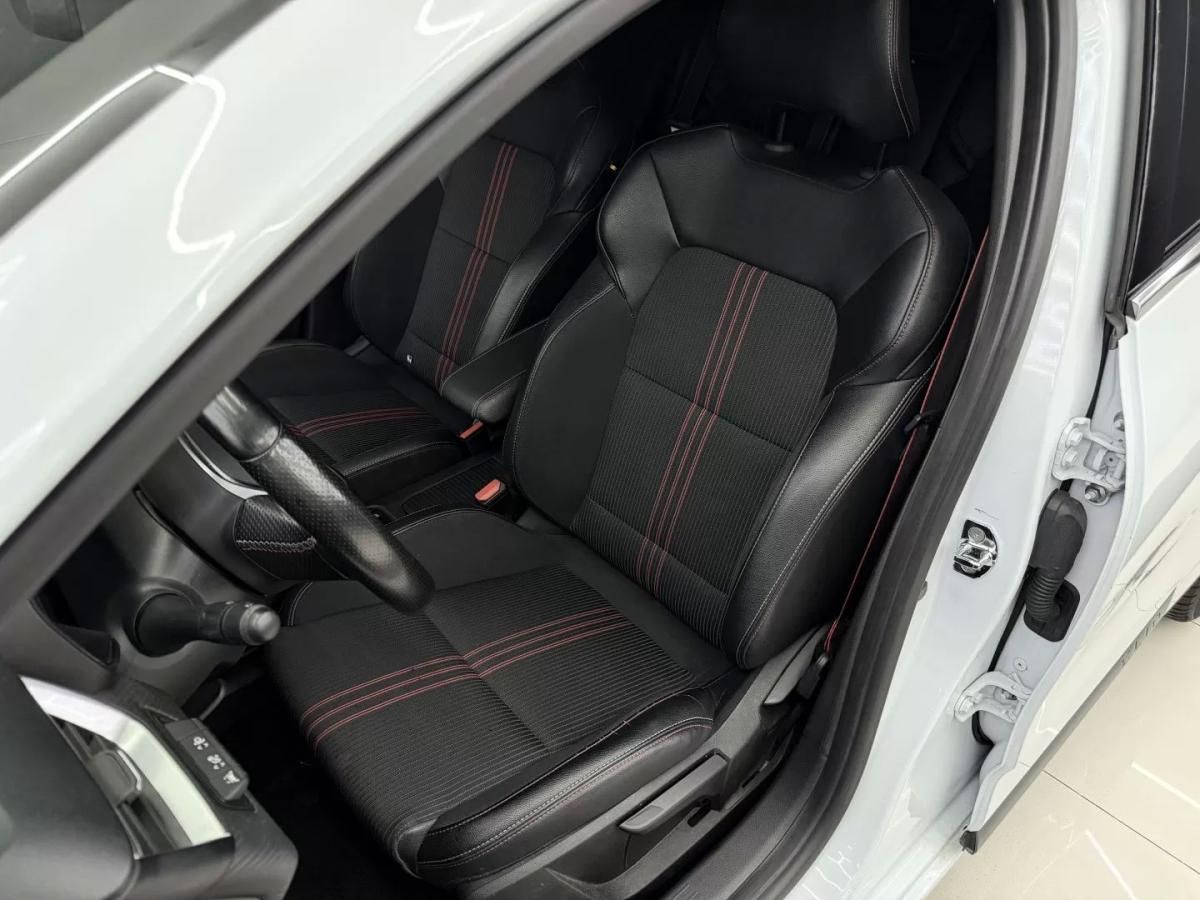 renault-clio-2022-gasolina-999cc