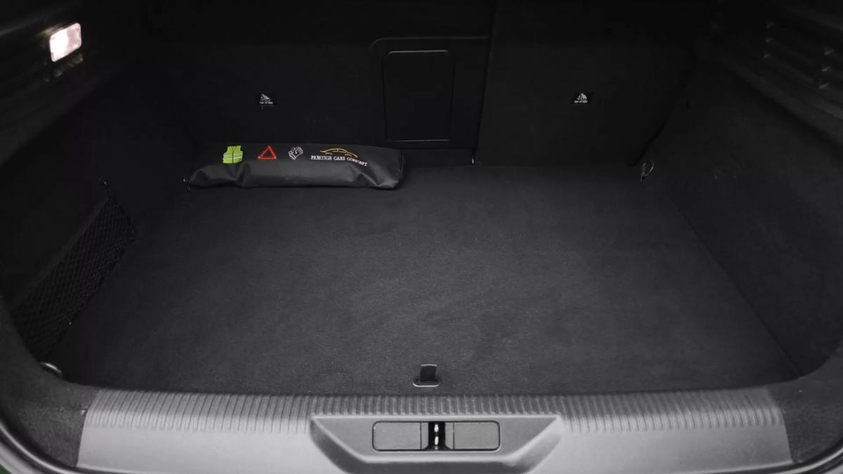peugeot-308-2022-hibrido-1598cc