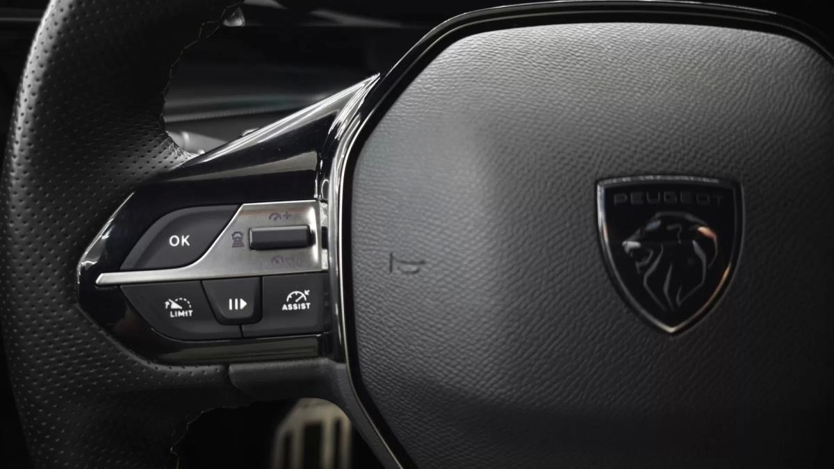 peugeot-308-2022-hibrido-1598cc