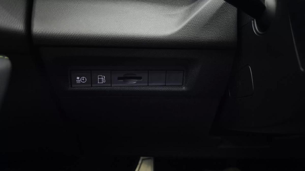 peugeot-308-2022-hibrido-1598cc