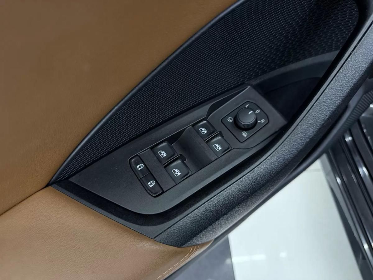 skoda-octavia-break-2021-gasolina-999cc