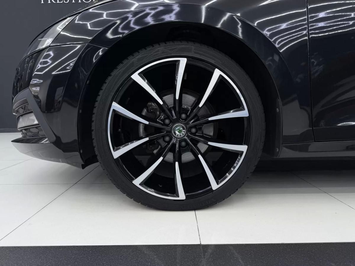 skoda-octavia-break-2021-gasolina-999cc