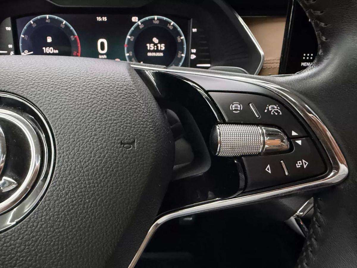 skoda-octavia-break-2021-gasolina-999cc