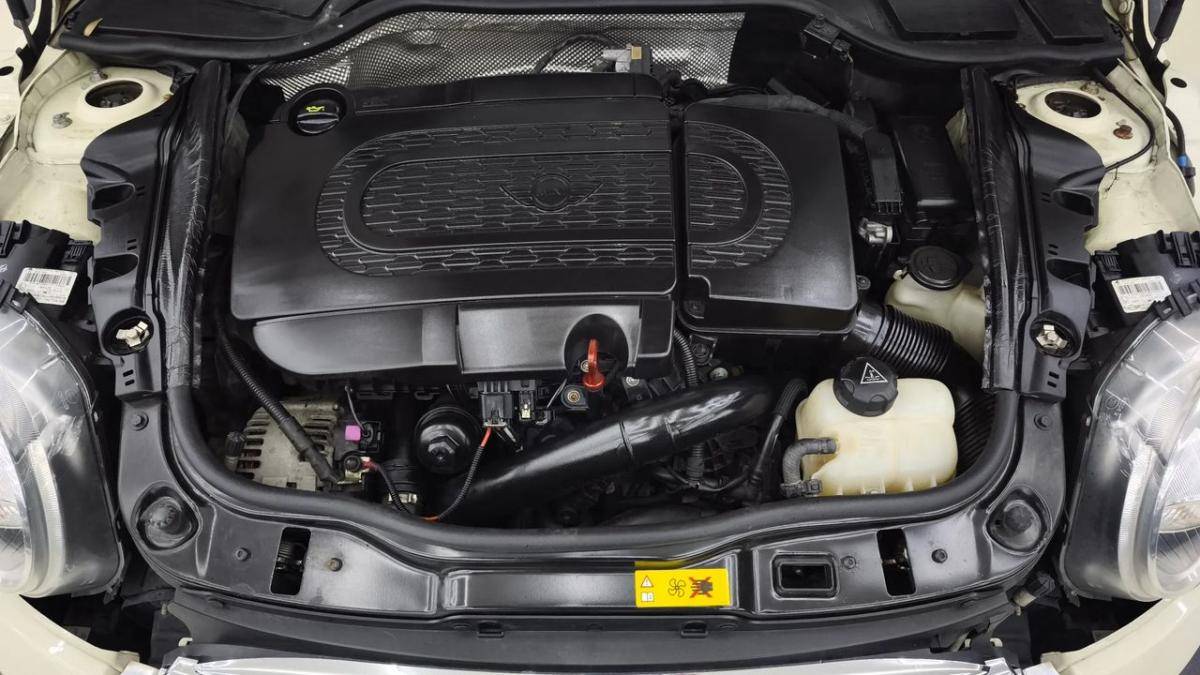mini-cooper-d-2013-diesel-1598cc