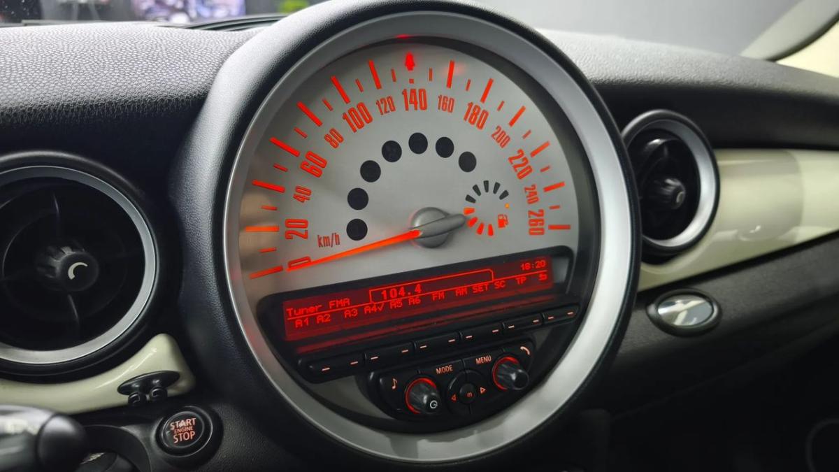 mini-cooper-d-2013-diesel-1598cc