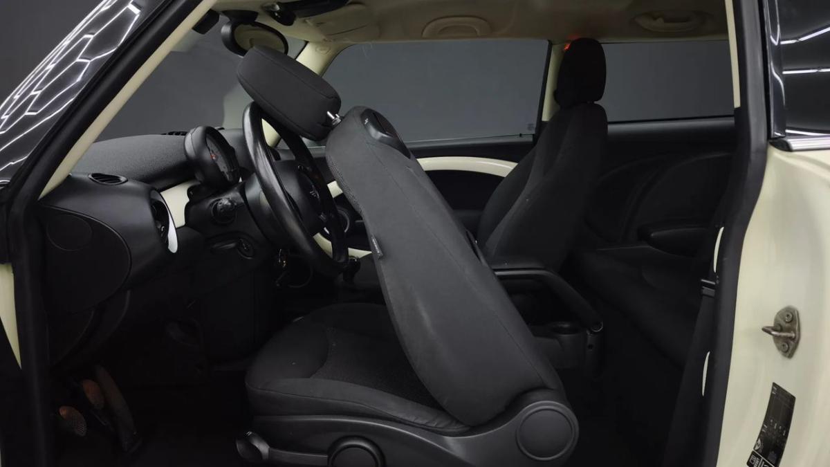 mini-cooper-d-2013-diesel-1598cc