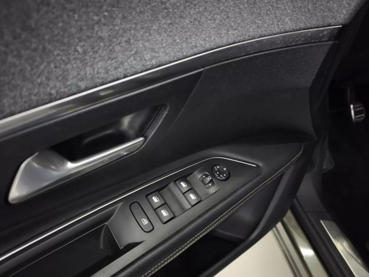 peugeot-3008-2017-diesel-1560cc