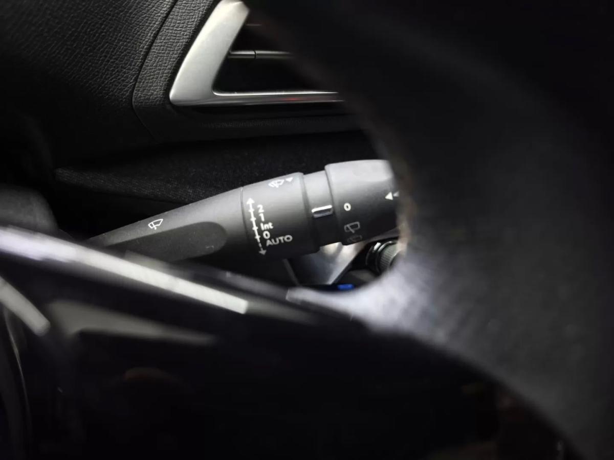peugeot-3008-2017-diesel-1560cc