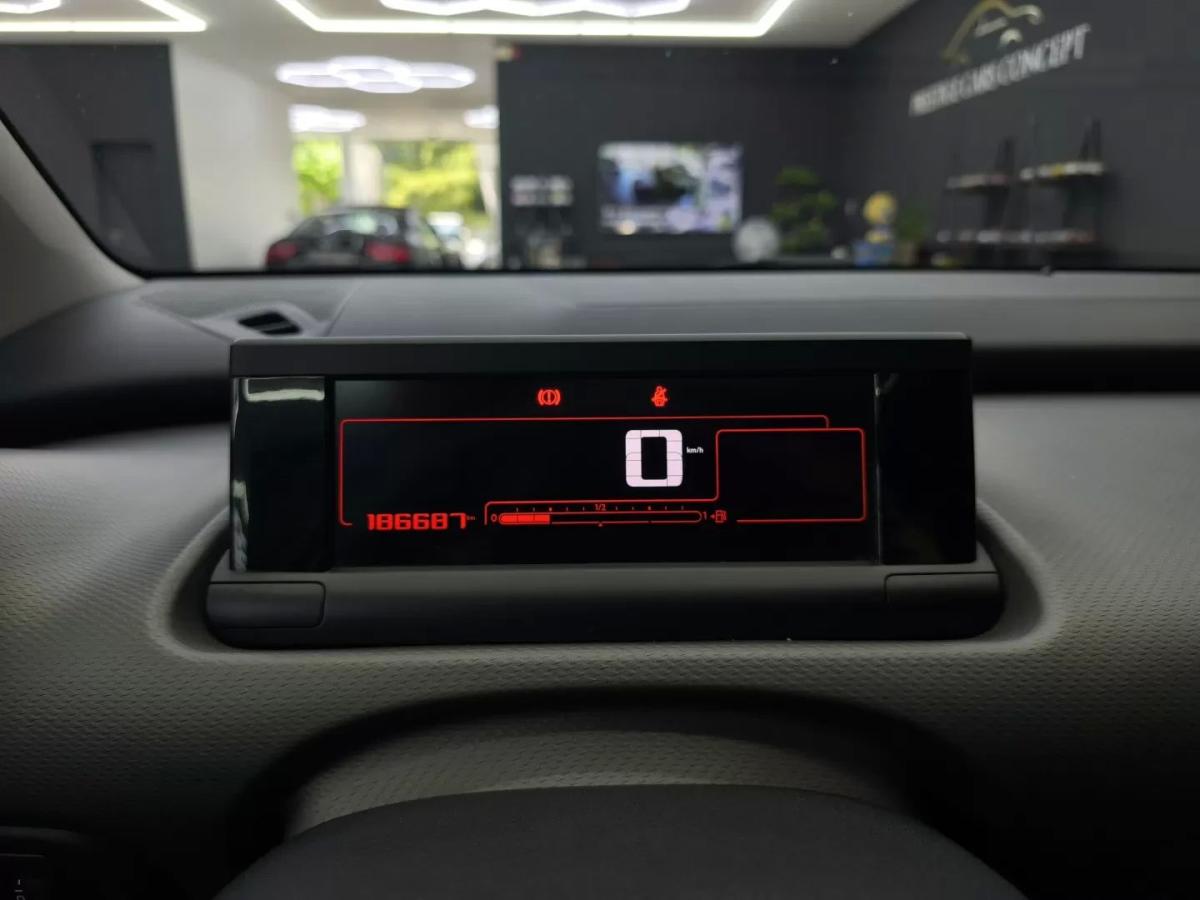 citroen-c4-cactus-2015-diesel-1499cc