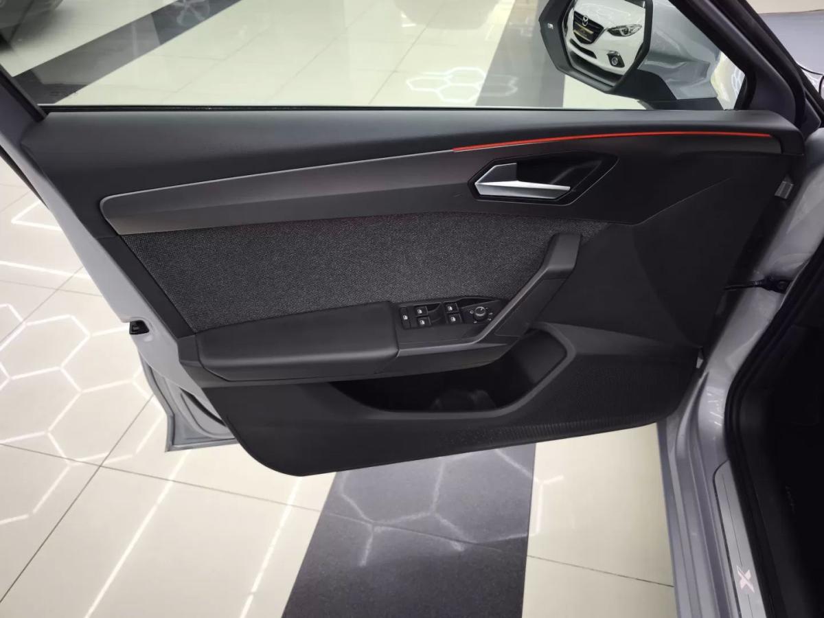 seat-leon-2021-gasolina-1498cc