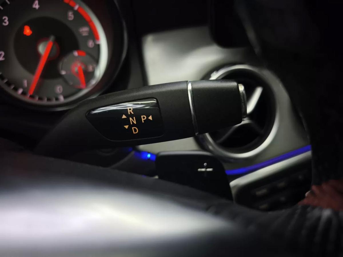 mercedes-benz-gla-2014-diesel-2143cc