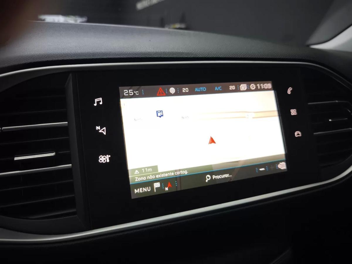 peugeot-308-2018-diesel-1560cc