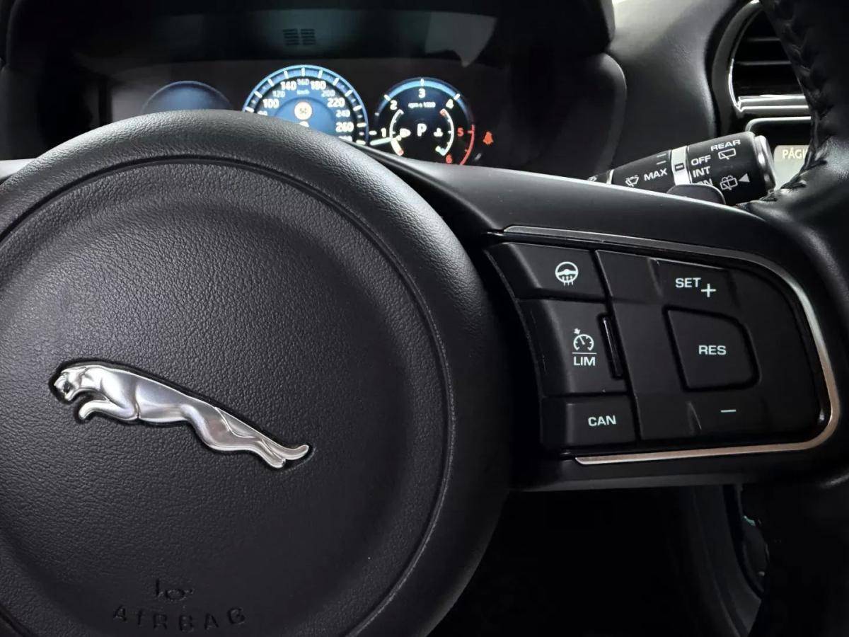 jaguar-f-pace-2017-diesel-1999cc