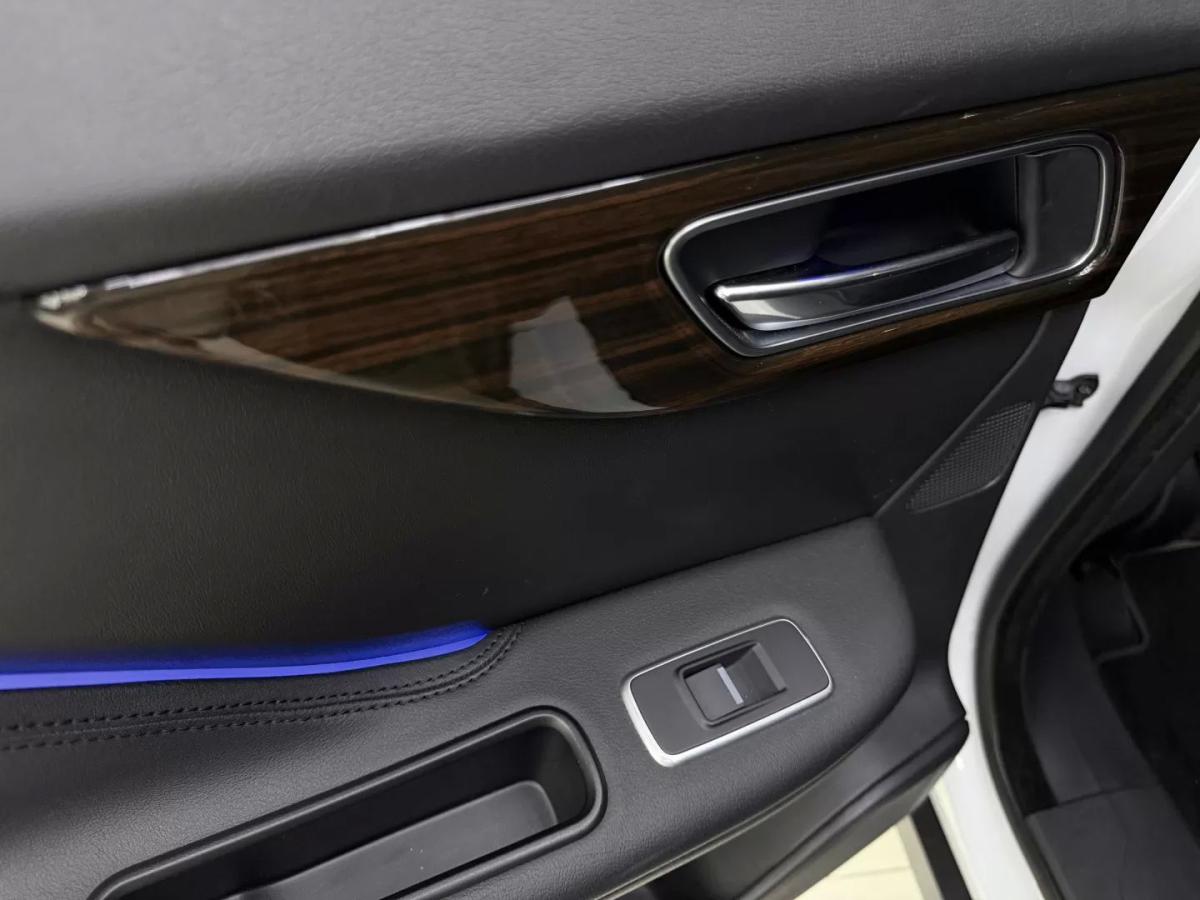 jaguar-f-pace-2017-diesel-1999cc