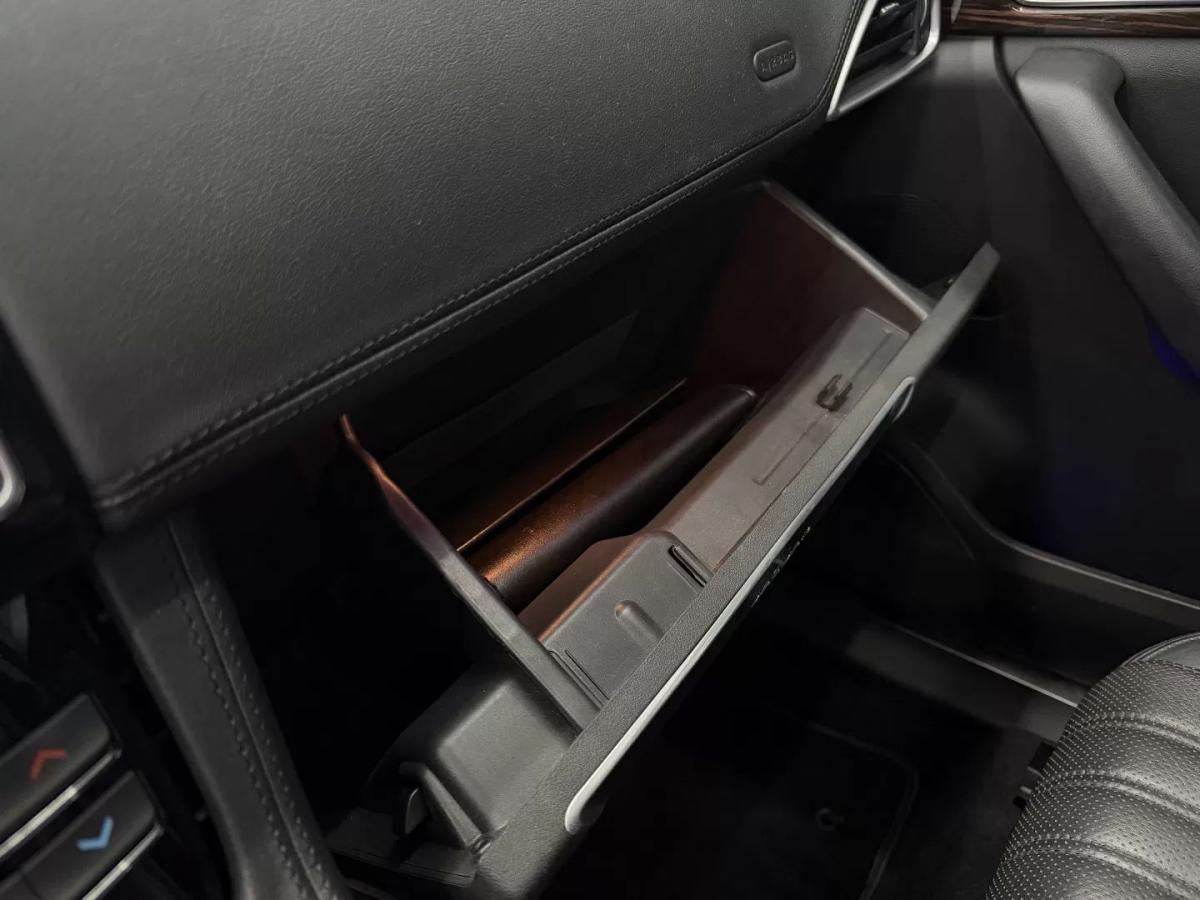 jaguar-f-pace-2017-diesel-1999cc