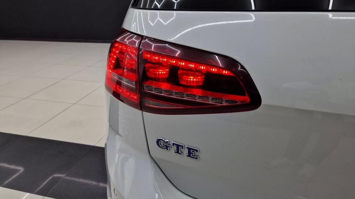 volkswagen-golf-2015-hibrido-1395cc