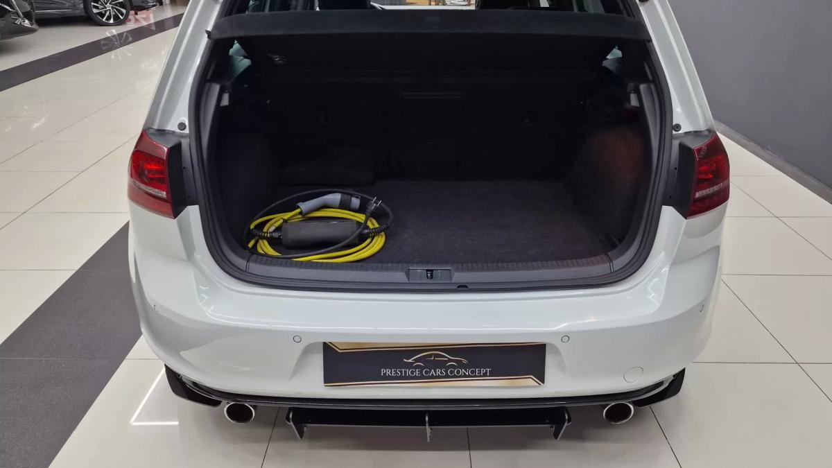 volkswagen-golf-2015-hibrido-1395cc
