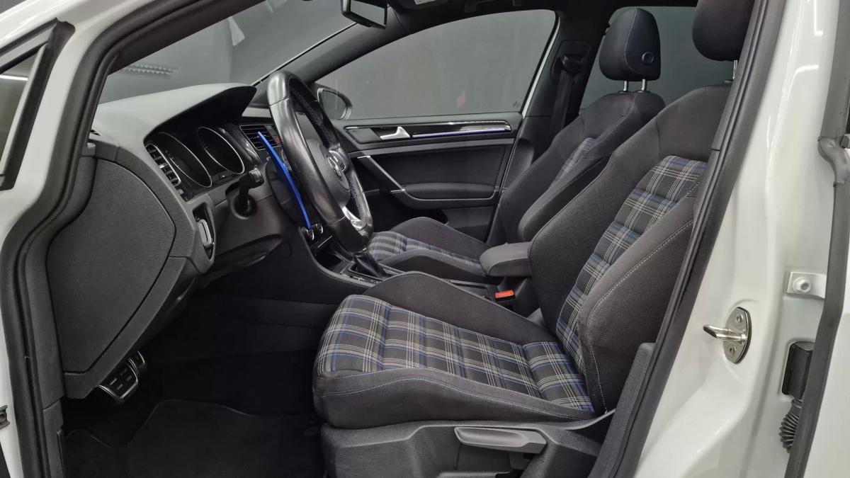 volkswagen-golf-2015-hibrido-1395cc