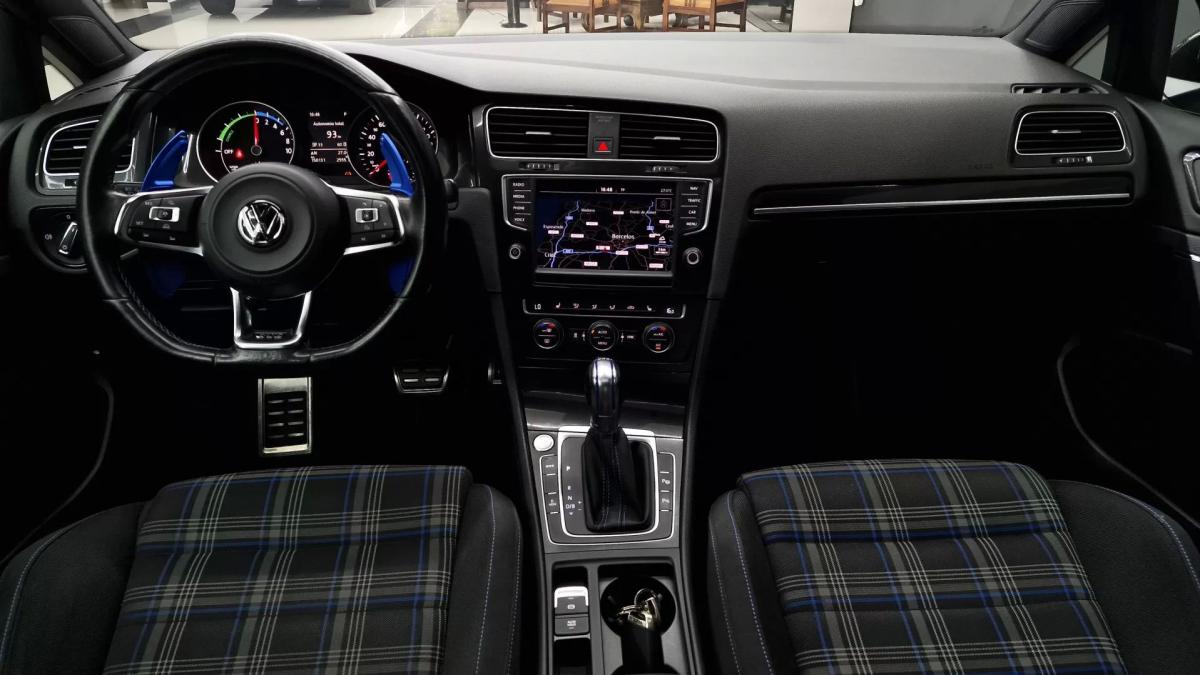 volkswagen-golf-2015-hibrido-1395cc