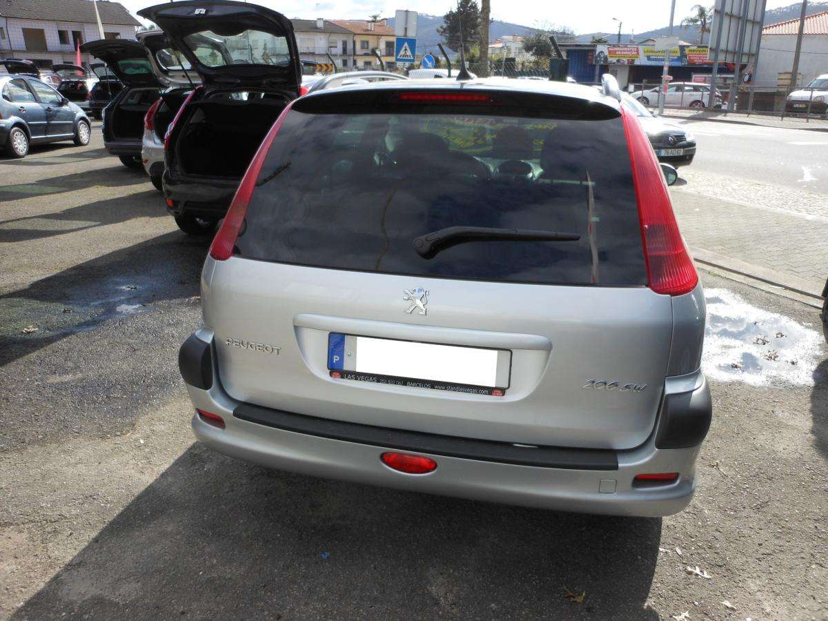 peugeot-206-sw-2003-gasolina-1124cc