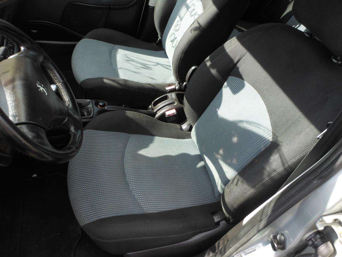 peugeot-206-sw-2003-gasolina-1124cc