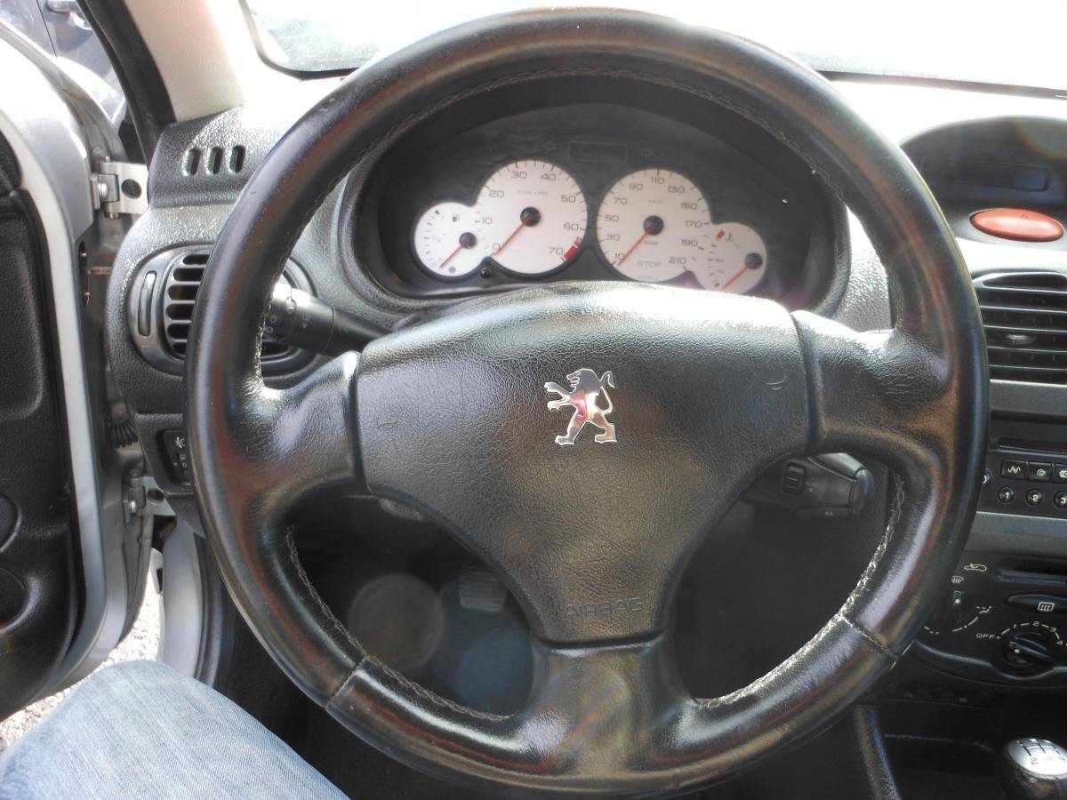 peugeot-206-sw-2003-gasolina-1124cc