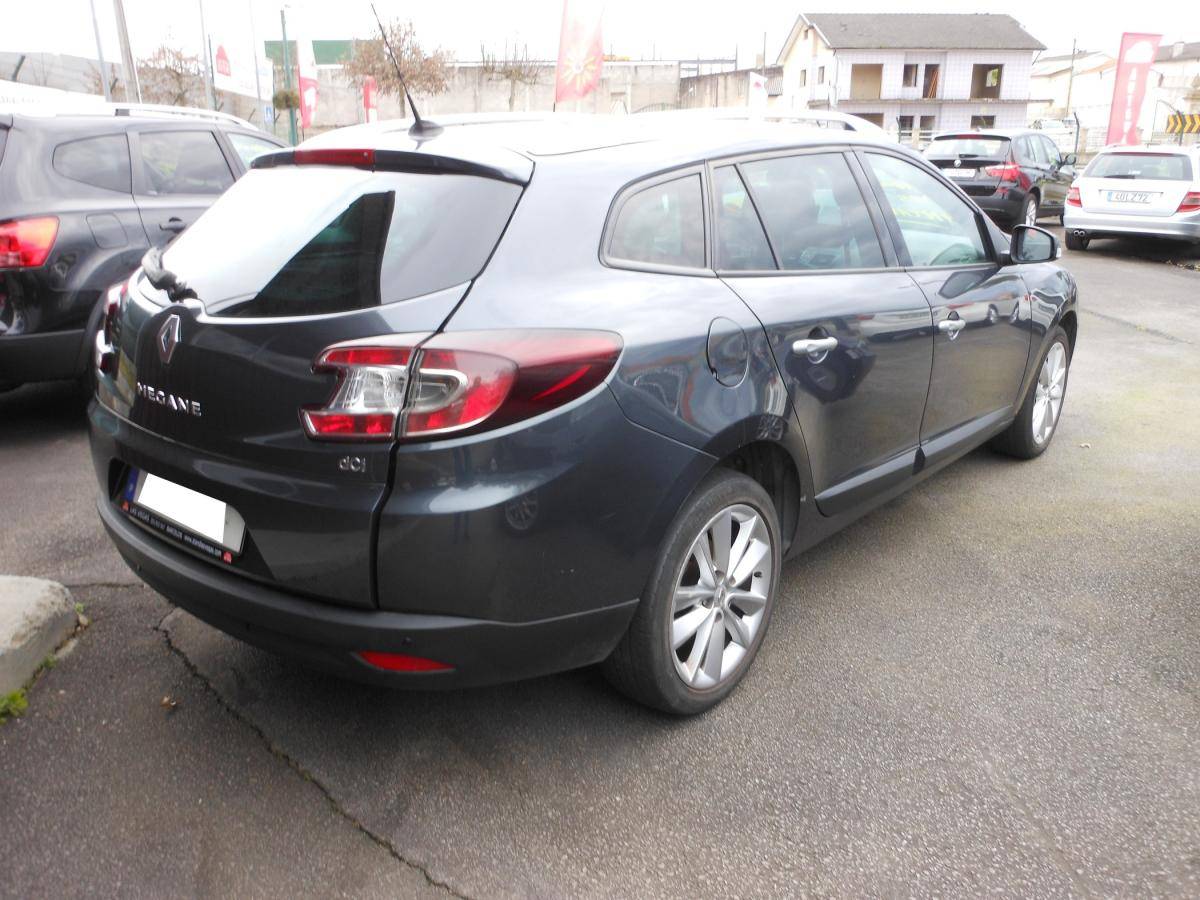 renault-megane-sport-tourer-2010-diesel-1461cc