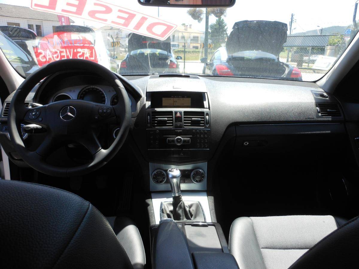 mercedes-benz-classe-c-2009-diesel-2148cc