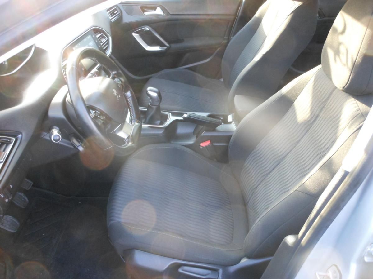 peugeot-308-sw-2015-diesel-1560cc