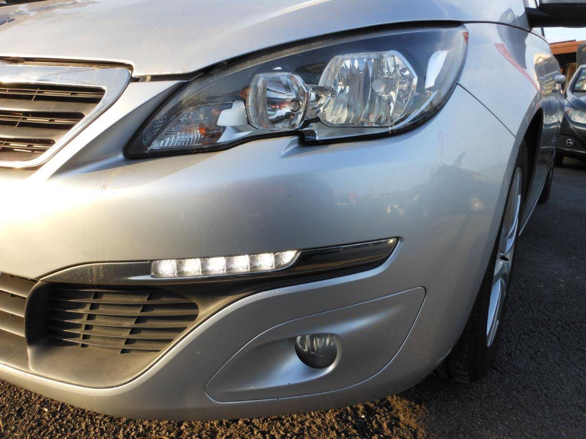 peugeot-308-sw-2015-diesel-1560cc