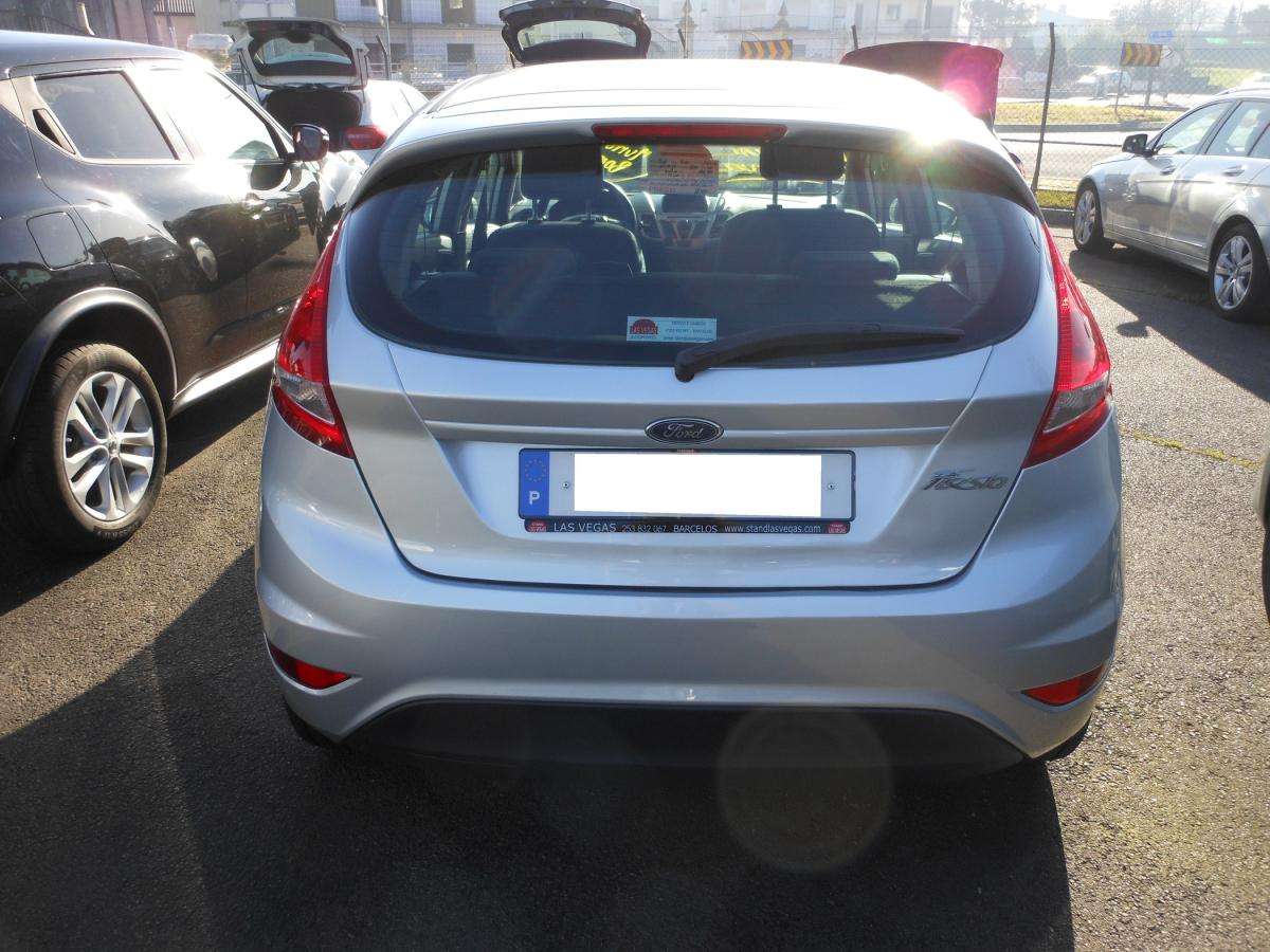 ford-fiesta-2010-gasolina-1242cc